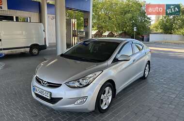 Hyundai Elantra 2012