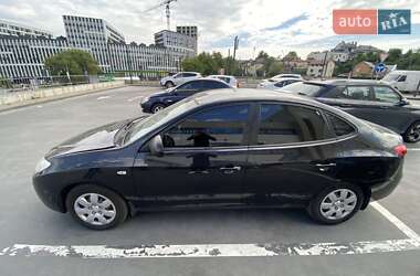 Седан Hyundai Elantra 2008 в  фото 6 Седан Hyundai Elantra 2008 в