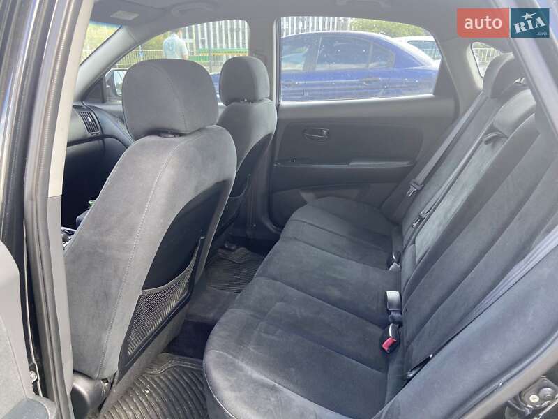 Седан Hyundai Elantra 2008 в Львове