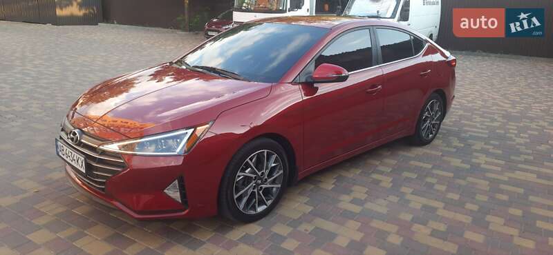 Седан Hyundai Elantra 2020 в Виннице