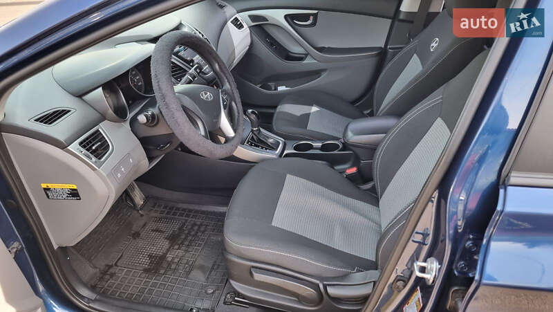 Седан Hyundai Elantra 2015 в Киеве фото 4 Седан Hyundai Elantra 2015 в Киеве