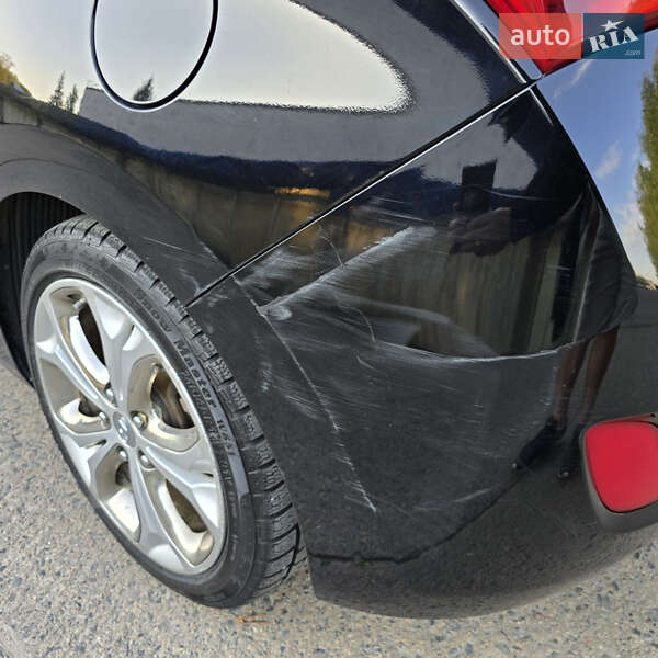 Хэтчбек Hyundai Elantra 2013 в Виннице