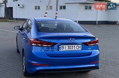 Седан Hyundai Elantra 2016 в 