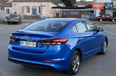 Седан Hyundai Elantra 2016 в 