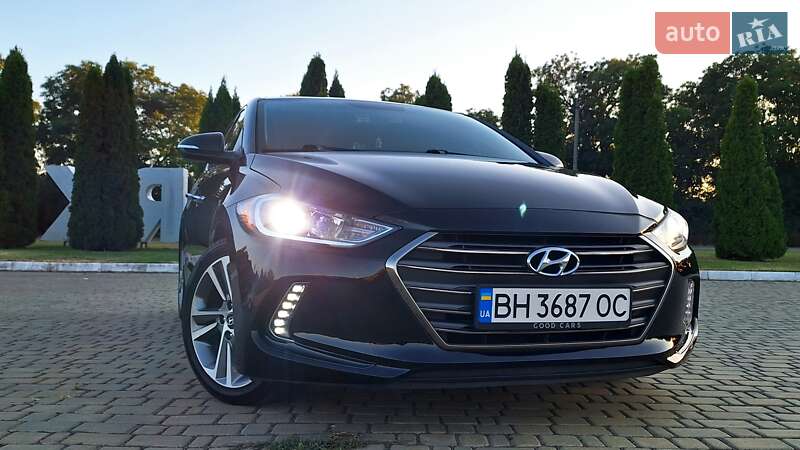 Седан Hyundai Elantra 2016 в Одессе