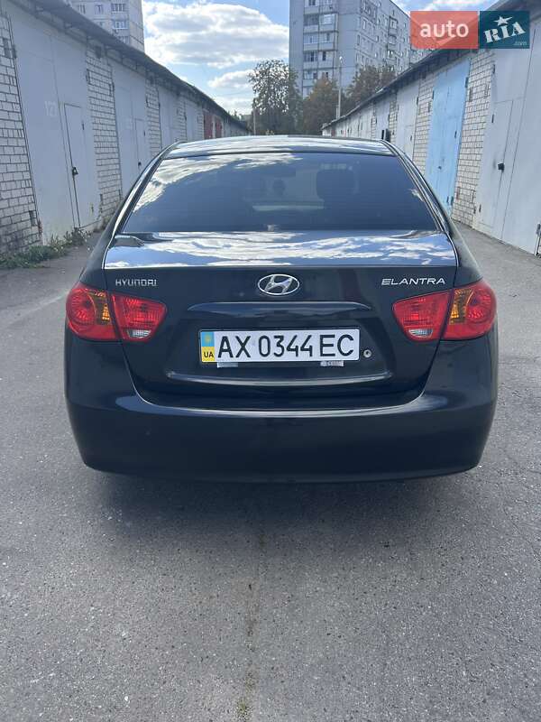 Седан Hyundai Elantra 2008 в Харькове