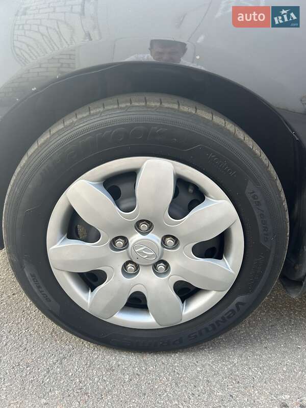 Седан Hyundai Elantra 2008 в Харькове