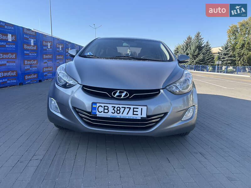 Седан Hyundai Elantra 2011 в Прилуках