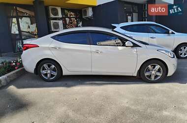 Седан Hyundai Elantra 2011 в 