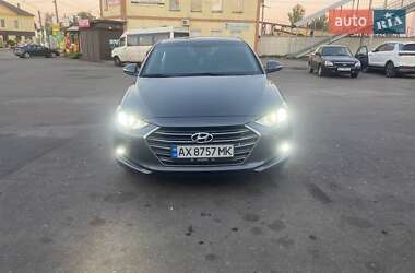 Седан Hyundai Elantra 2018 в 