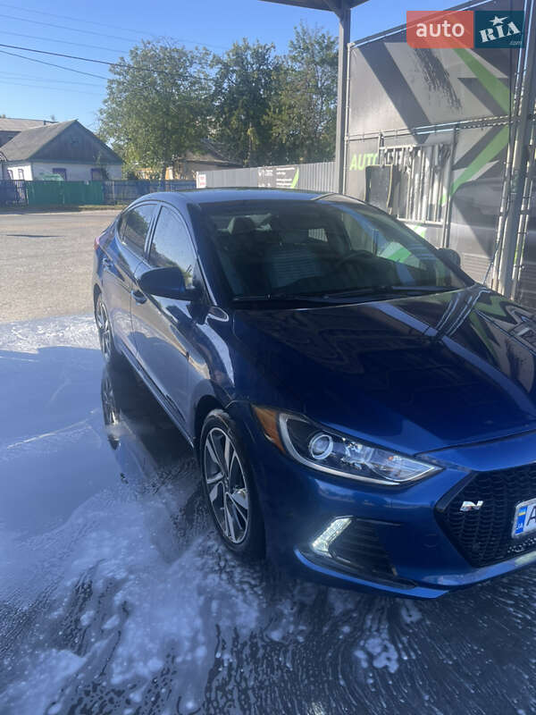 Hyundai Elantra 2016