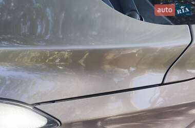 Седан Hyundai Elantra 2012 в 