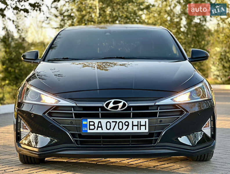 Седан Hyundai Elantra 2019 в Кропивницком