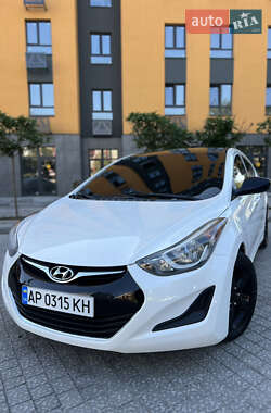 Седан Hyundai Elantra 2015 в Запорожье
