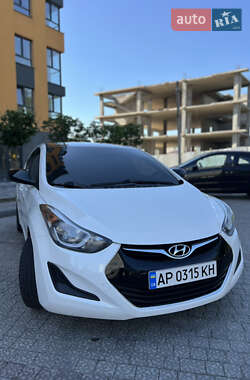 Седан Hyundai Elantra 2015 в 