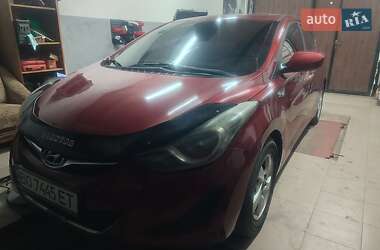 Седан Hyundai Elantra 2014 в Городку