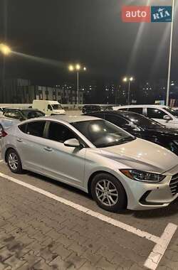 Hyundai Elantra 2017
