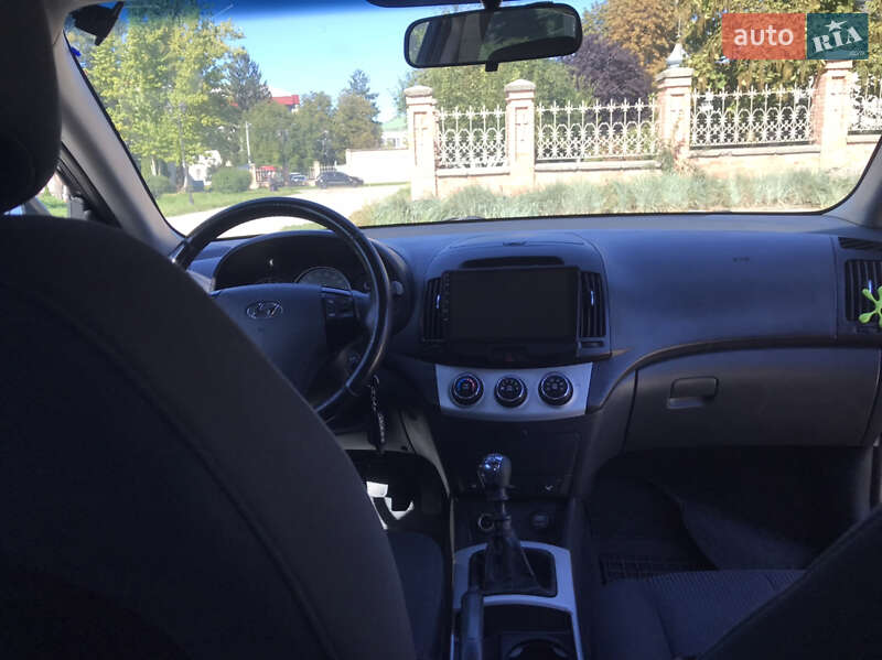 Седан Hyundai Elantra 2008 в Белой Церкви