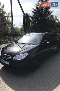 Седан Hyundai Elantra 2010 в 
