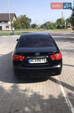 Седан Hyundai Elantra 2010 в 