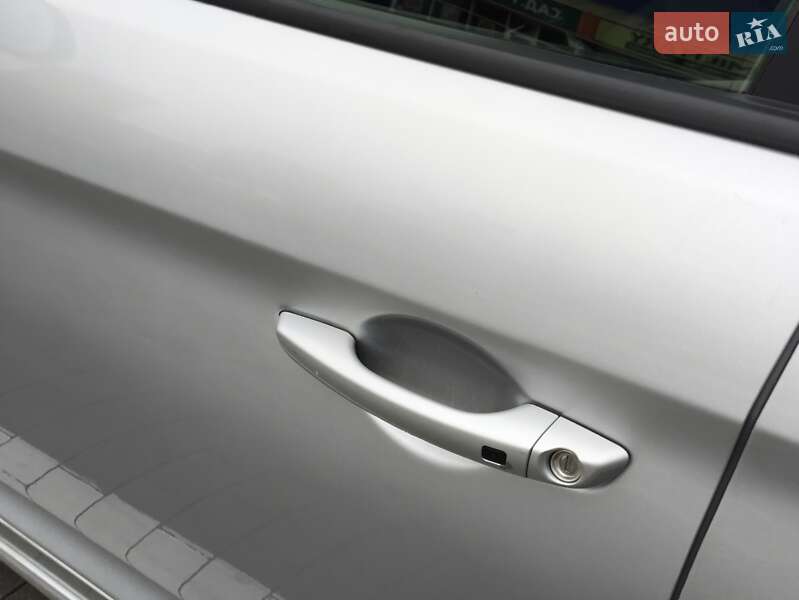 Седан Hyundai Elantra 2018 в Броварах