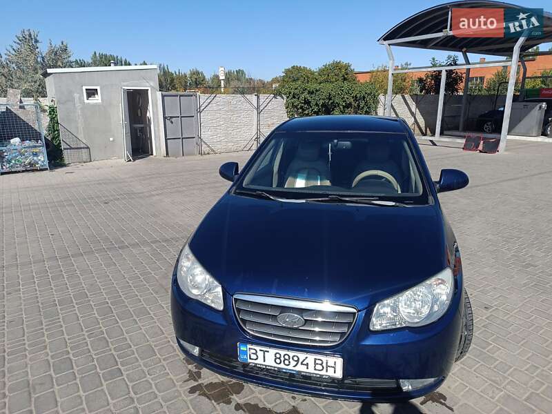 Седан Hyundai Elantra 2007 в Николаеве