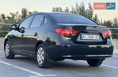 Седан Hyundai Elantra 2008 в 