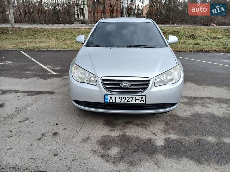 Седан Hyundai Elantra 2007 в Ивано-Франковске