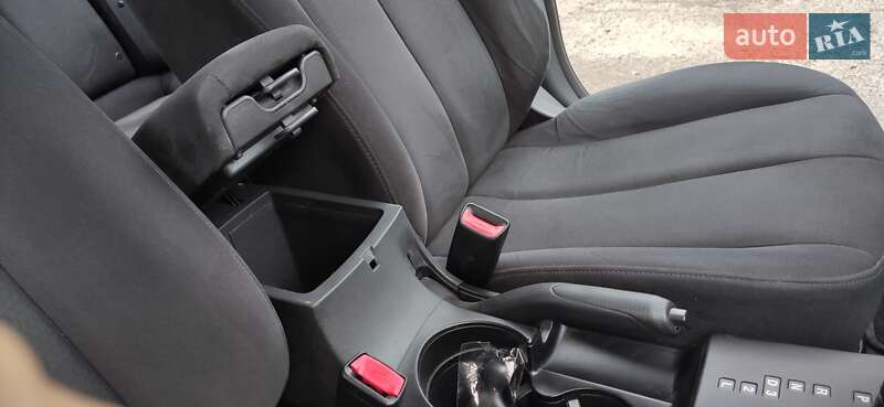 Седан Hyundai Elantra 2007 в Києві фото 22 Седан Hyundai Elantra 2007 в Києві