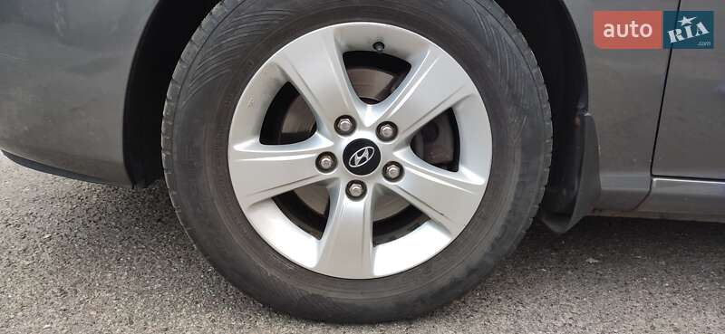 Седан Hyundai Elantra 2007 в Києві фото 26 Седан Hyundai Elantra 2007 в Києві
