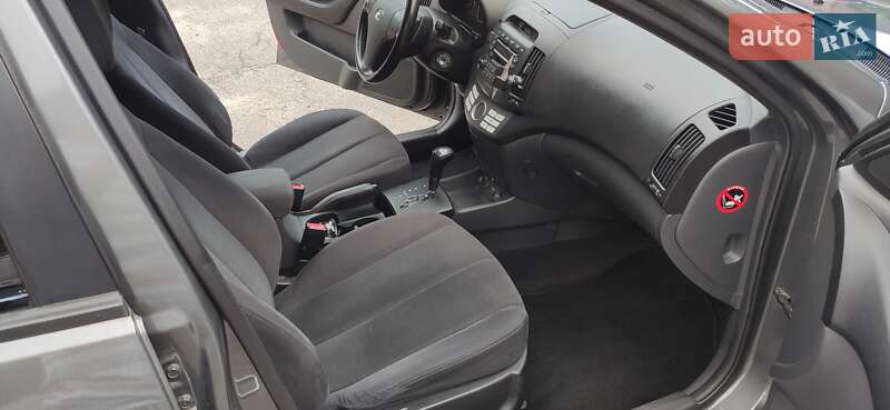 Седан Hyundai Elantra 2007 в Києві фото 42 Седан Hyundai Elantra 2007 в Києві