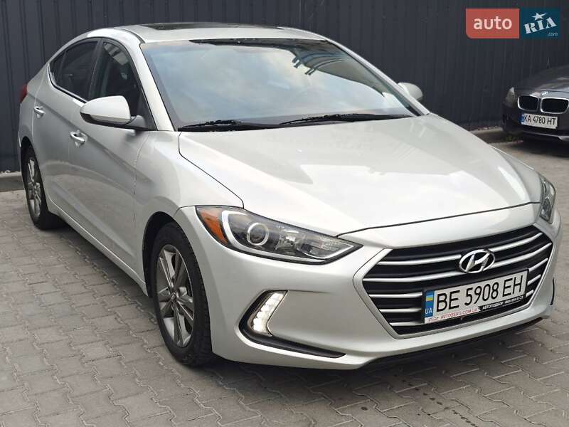 Hyundai Elantra 2016