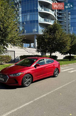Седан Hyundai Elantra 2016 в 