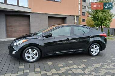 Седан Hyundai Elantra 2012 в 