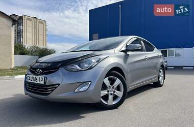 Hyundai Elantra 2013