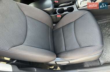 Седан Hyundai Elantra 2013 в 