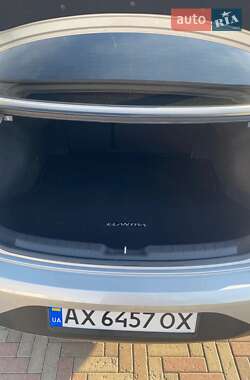Седан Hyundai Elantra 2018 в 