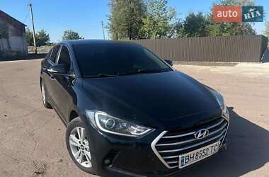 Седан Hyundai Elantra 2018 в 