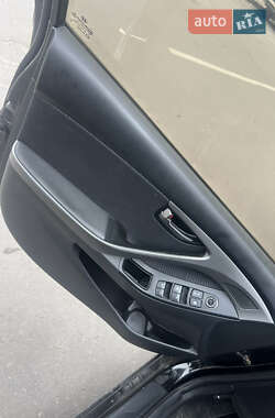 Седан Hyundai Elantra 2012 в 