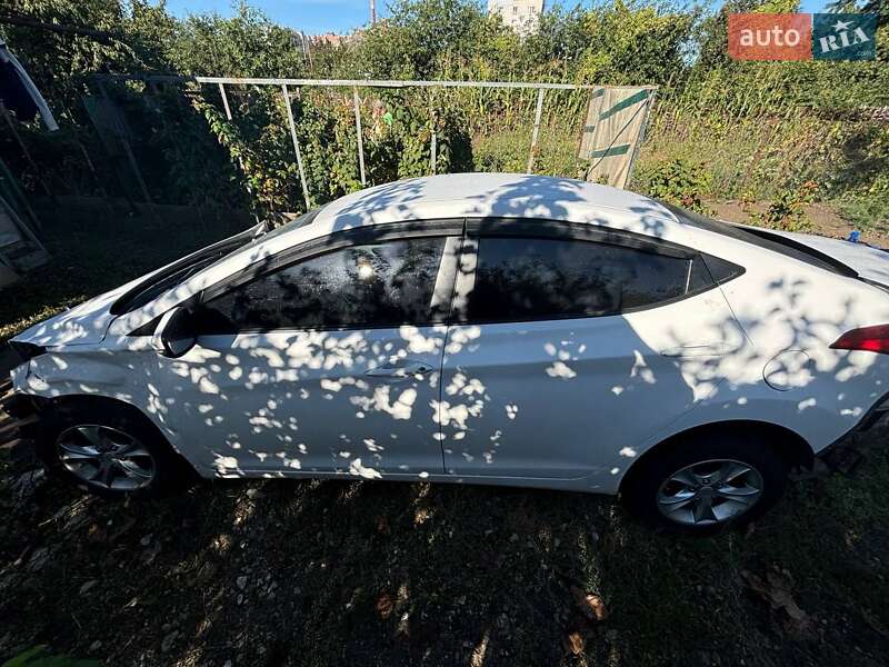Седан Hyundai Elantra 2013 в Белой Церкви
