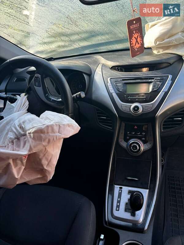 Седан Hyundai Elantra 2013 в Белой Церкви
