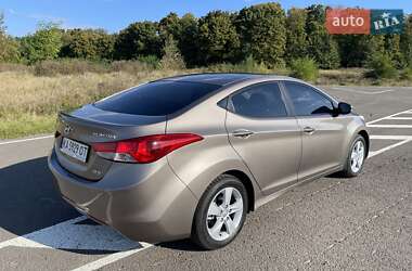 Hyundai Elantra 2012