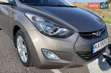 Седан Hyundai Elantra 2012 в 