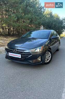 Hyundai Elantra 2020
