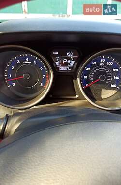 Седан Hyundai Elantra 2014 в 