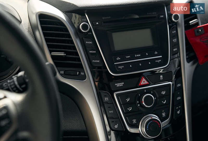 Хэтчбек Hyundai Elantra 2014 в Одессе фото 5 Хэтчбек Hyundai Elantra 2014 в Одессе