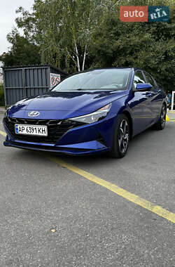 Седан Hyundai Elantra 2023 в  фото 6 Седан Hyundai Elantra 2023 в