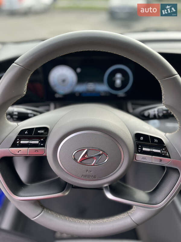 Седан Hyundai Elantra 2023 в Киеве