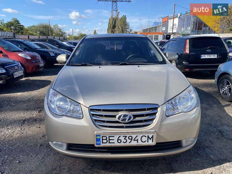 Hyundai Elantra 2010