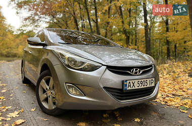 Седан Hyundai Elantra 2012 в Полтаві